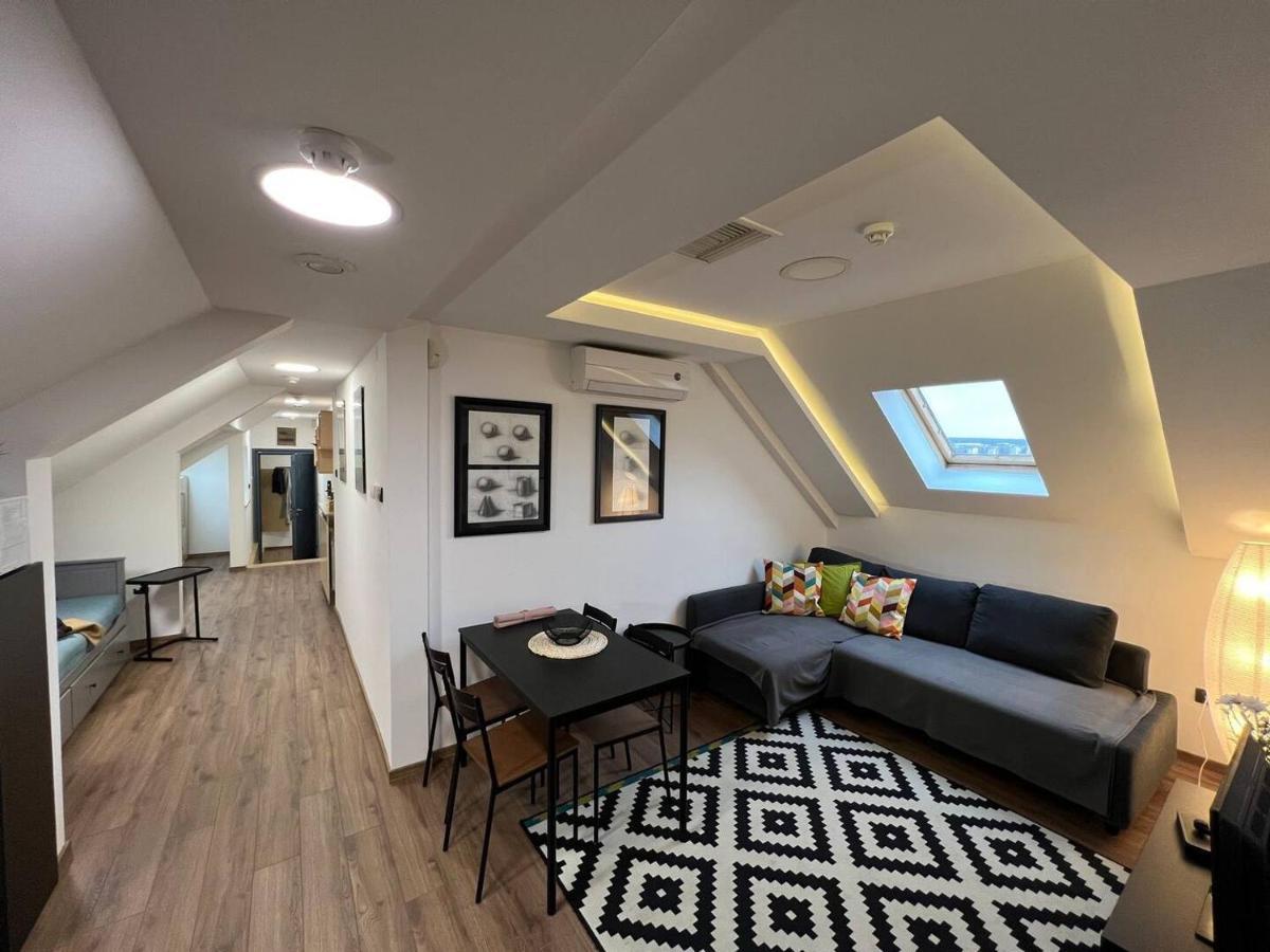 Main Square Apartment Belgrade